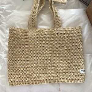 Burberry Tan Tote Bag with Structured Design and Double Handles